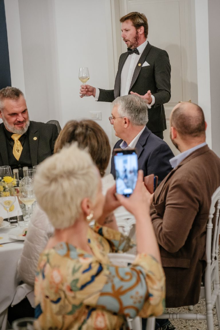 Il canto - Il Collio tra formalità e convivialità